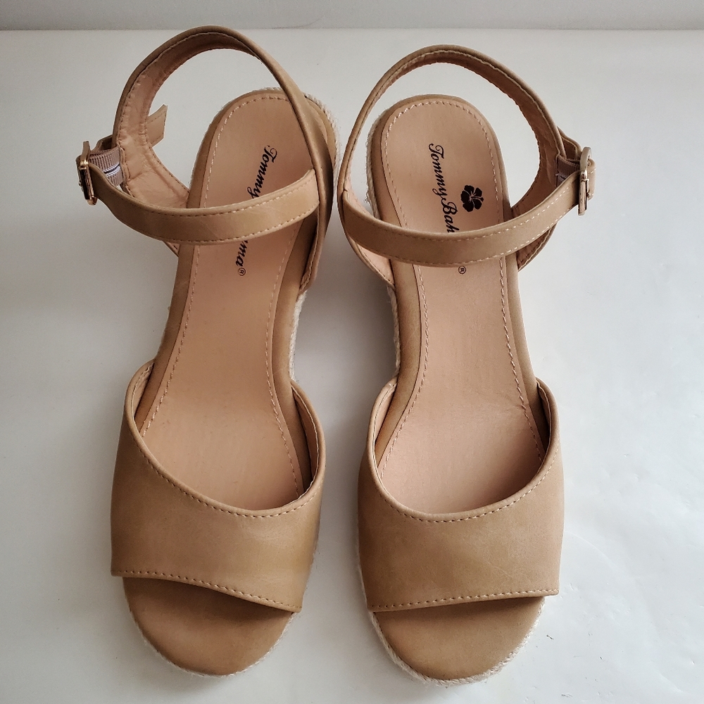 TOMMY BAHAMA Caisy Tan Espadrille Wedges